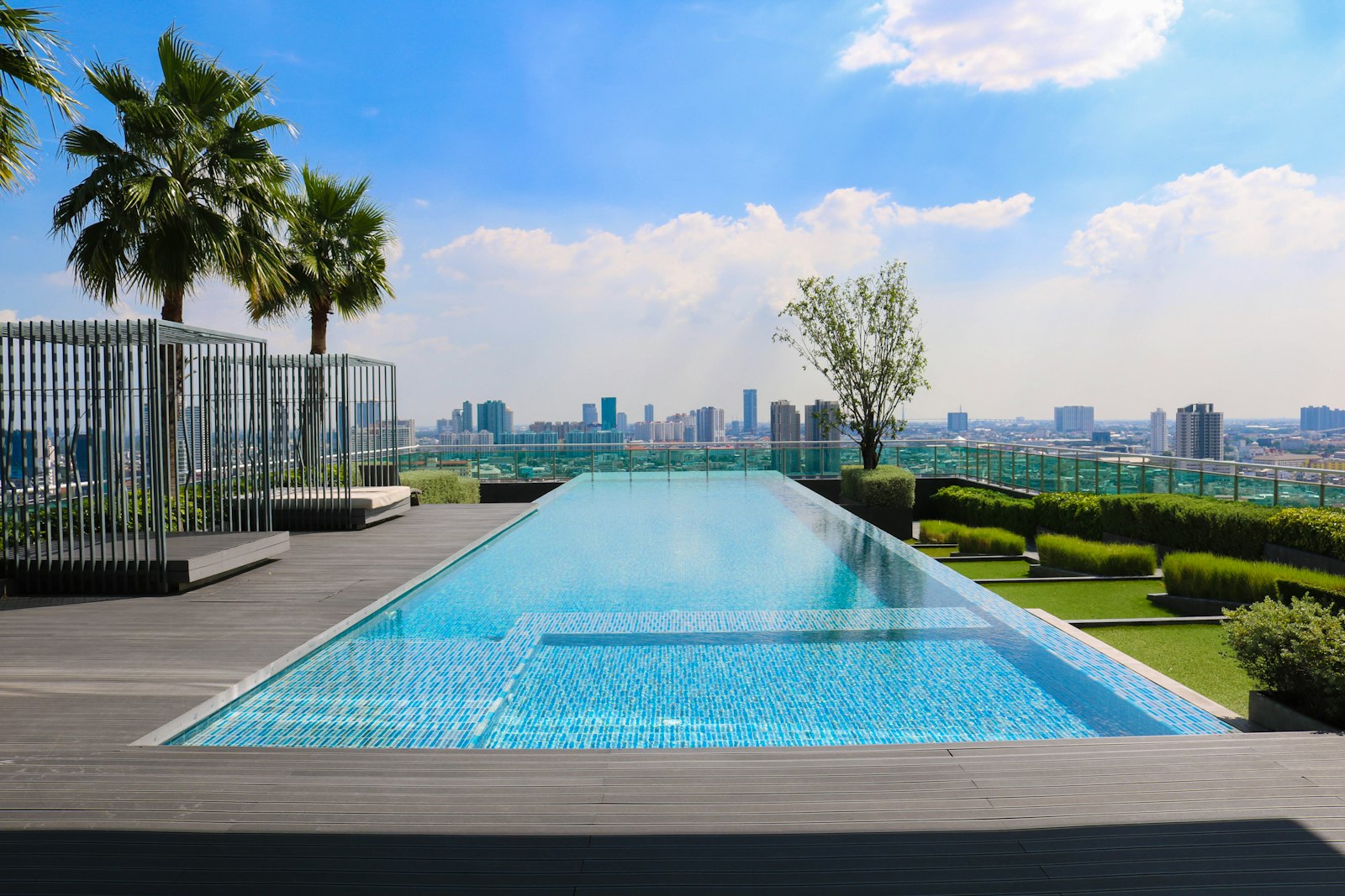 AURA Skypool Dubai Sunset View —