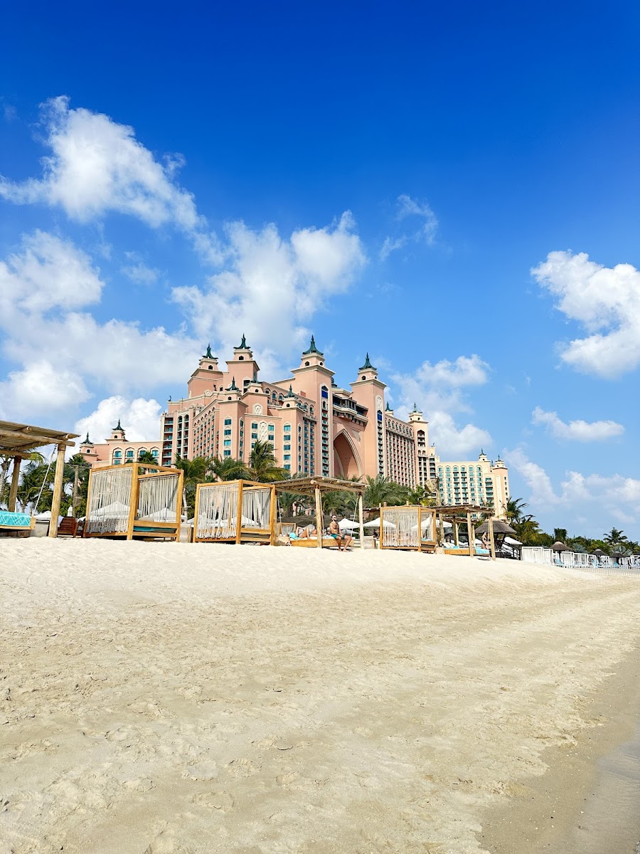 Best Instagram Spots at Dubai Beach Clubs 2026
