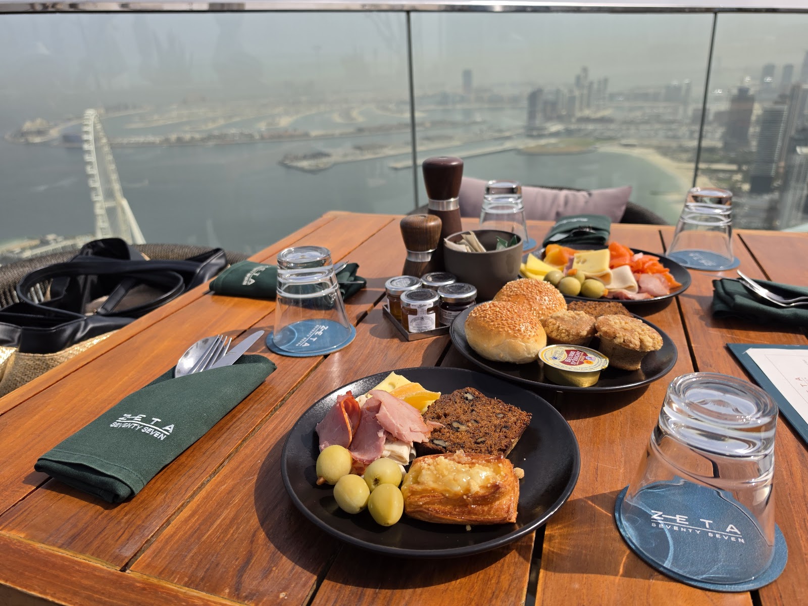 360° Dubai Skyline